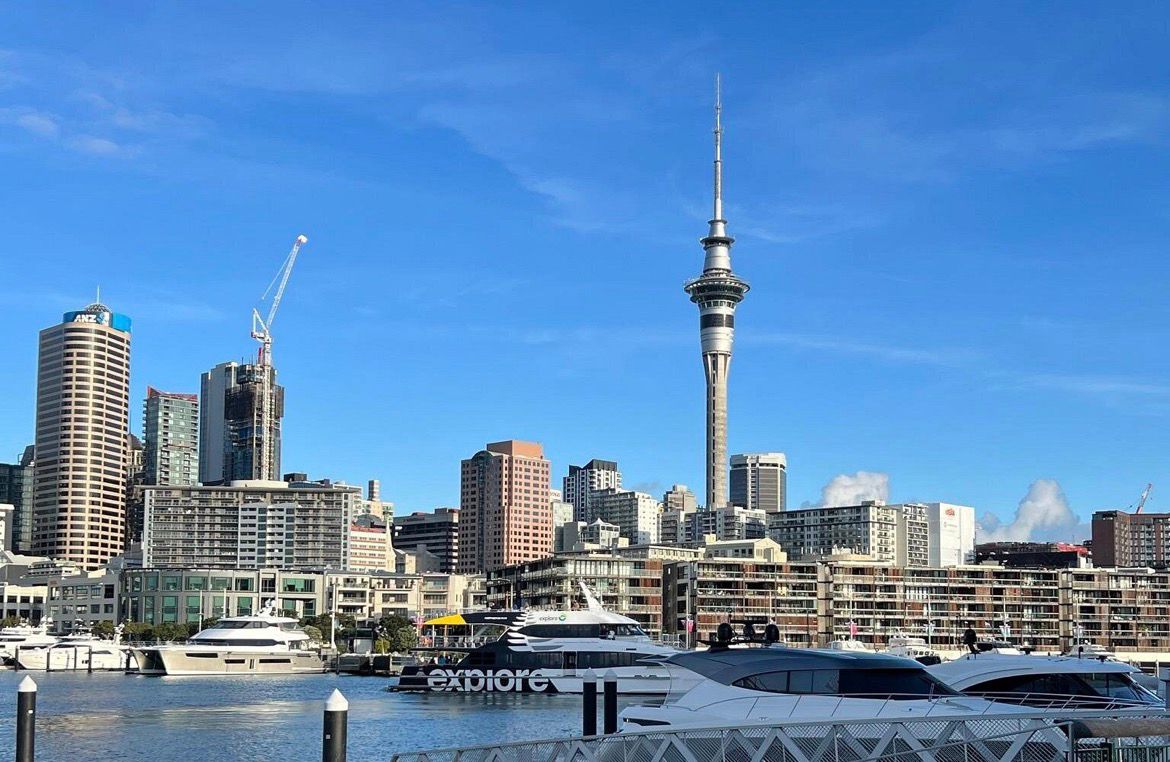 Auckland Airport to Auckland City Drop off $80